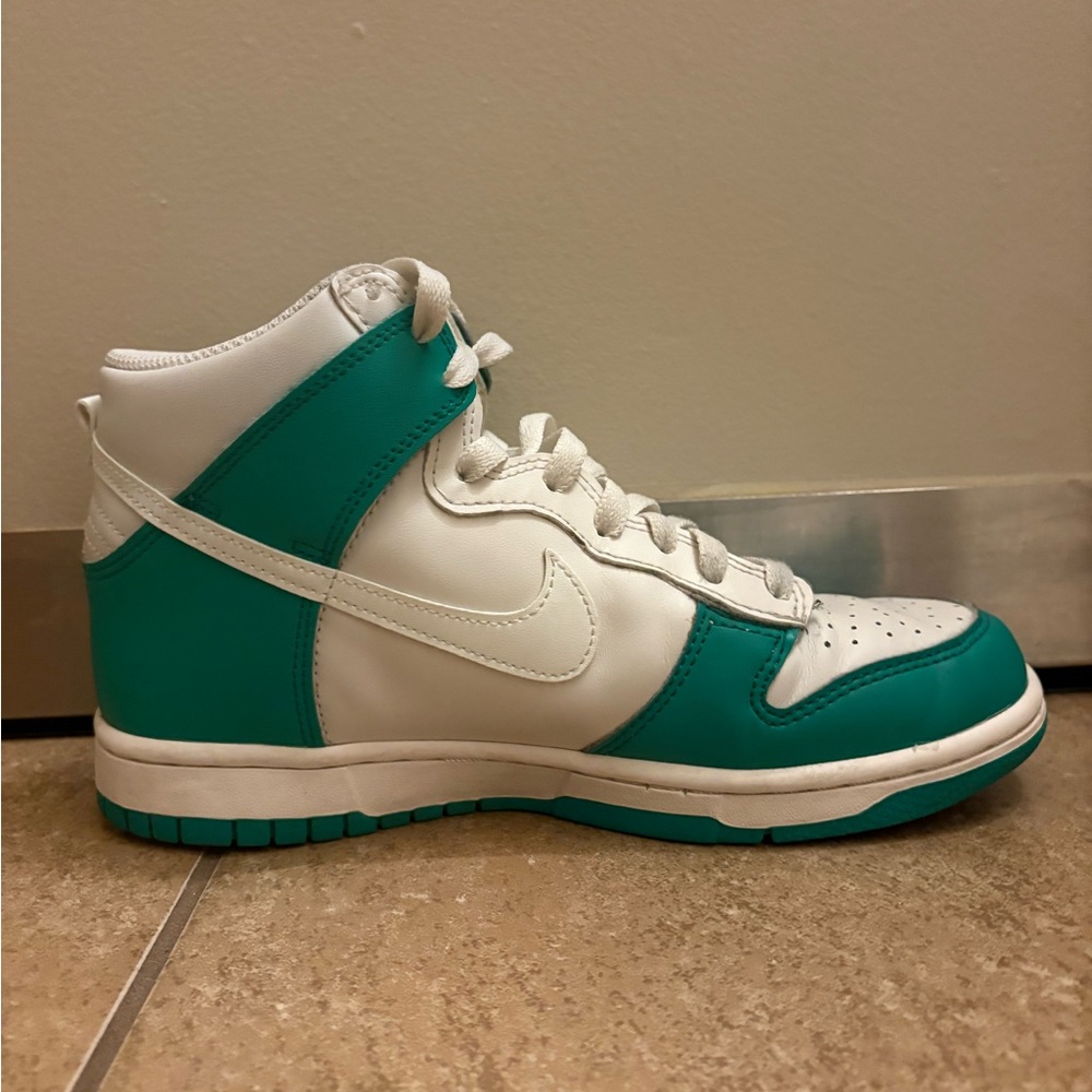 Nike Kids dunks- lucky green